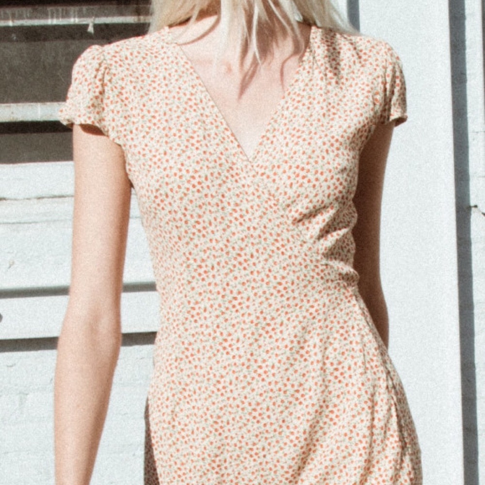 NWOT BRANDY ROBBIE WRAP DRESS